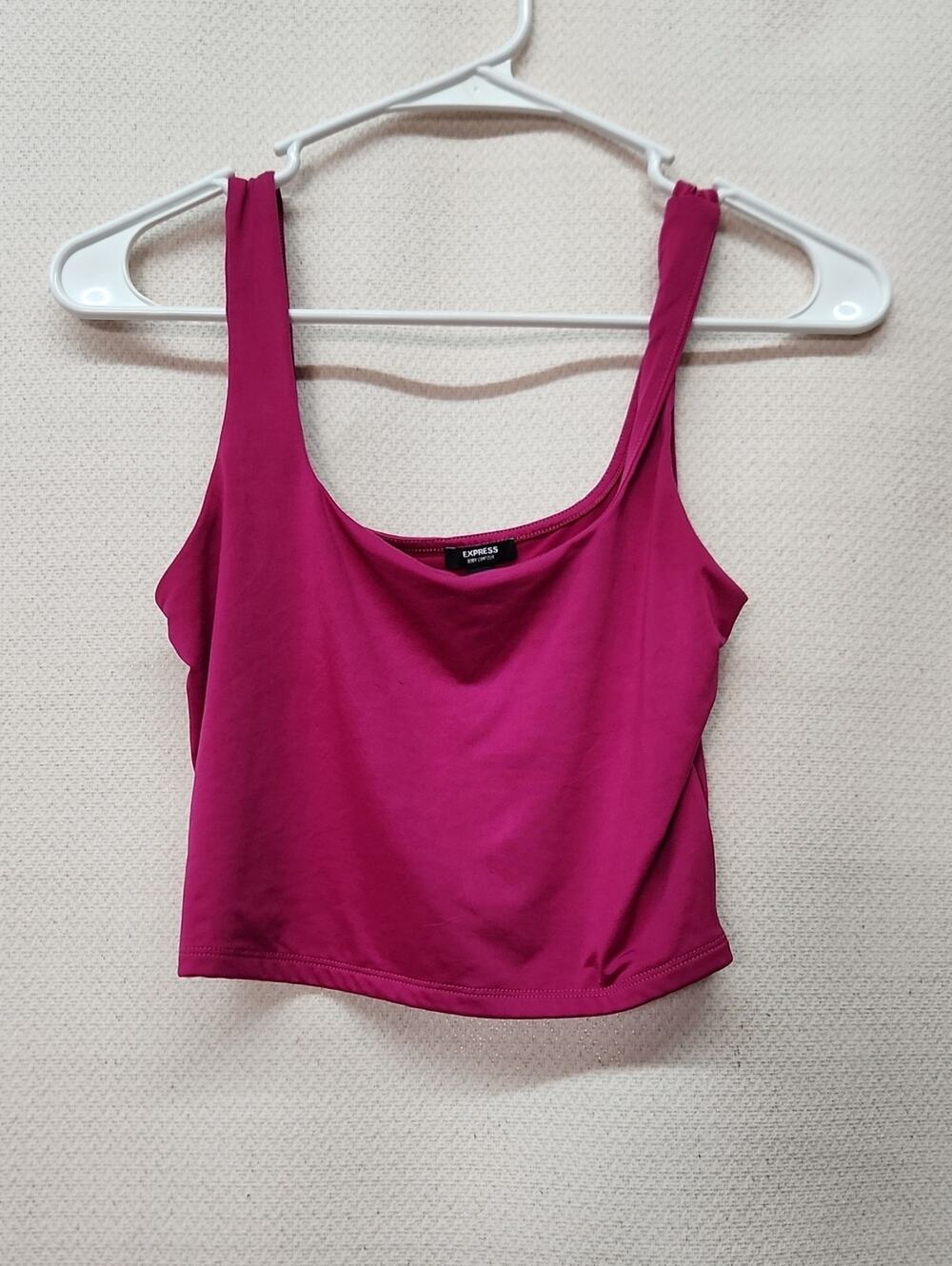 Express Magenta Scoop Neck Cropped Tank